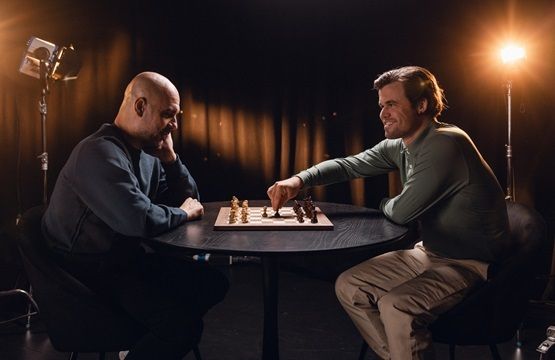 Guardiola Takes Notes From Grand Master