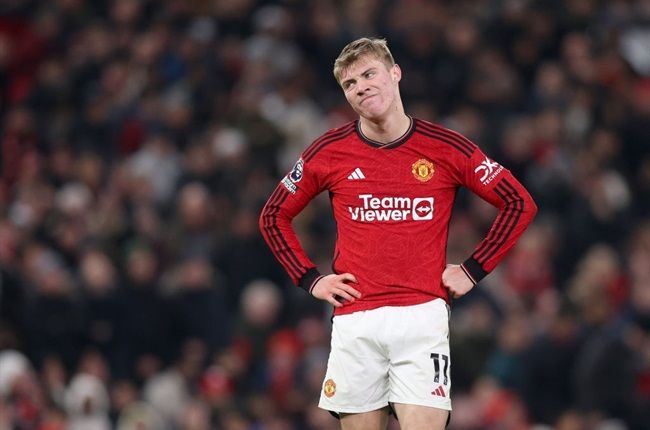 EPL Legend Defends Hojlund After 'Unfair' Pressure