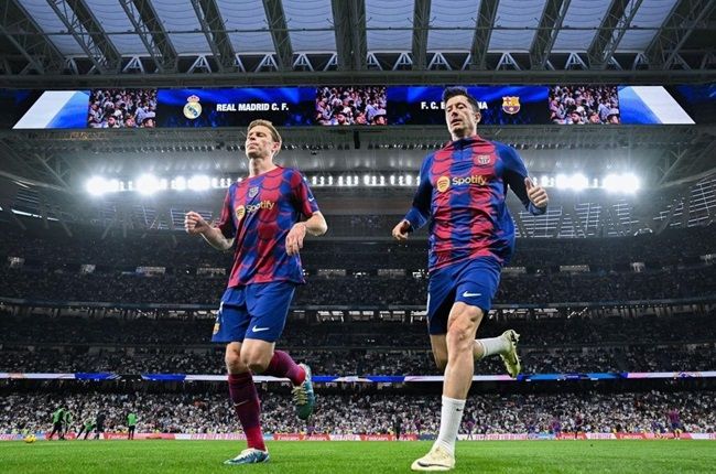 Ten Hag Reveals Man Utd's Failed Bid For Barca Star