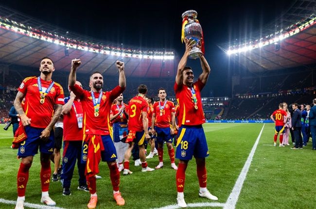 Arsenal 'Eyeing' Double Transfer For EURO 24 Winners