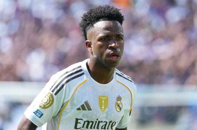 Vinicius Targeted By Shock 'R6billion' Transfer Offer