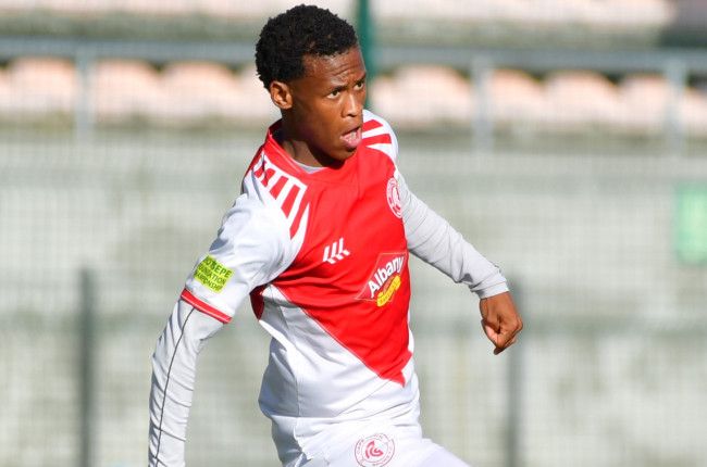 Twist: Chiefs' Rivals Enter Race For Velebayi & Baartman 