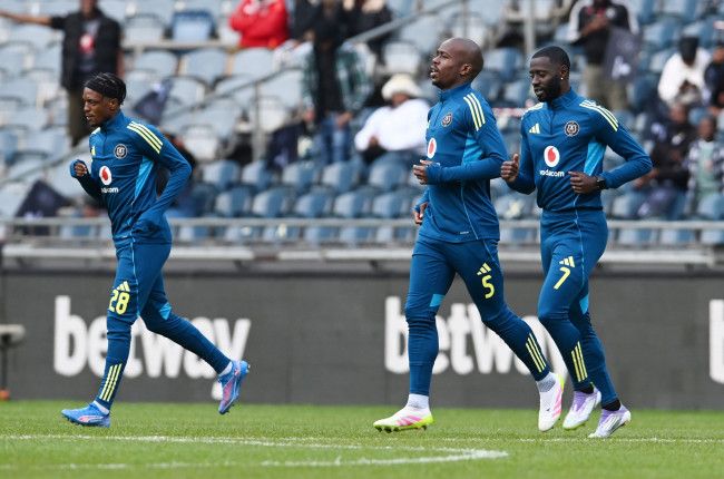 Starting XI: Gallants v Pirates