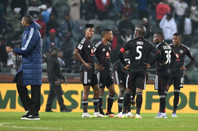 Starting XI: Pirates v Stellenbosch