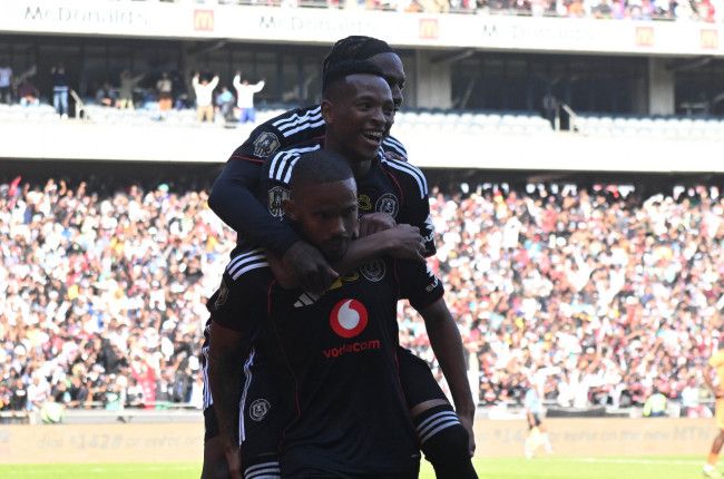 How Broos Has Handled Mofokeng, Appollis Tactical Dilemma