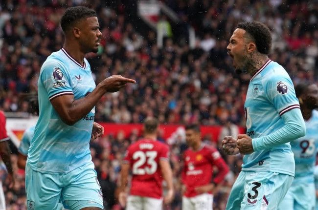 Burnley Fans Revive Foster's 'Waka Waka' Chant 